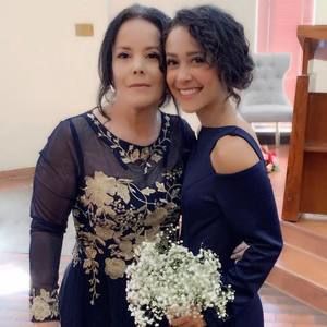 Meet your Posher, Angeles